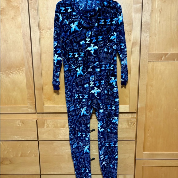 Cat & Jack onesie pajamas - Picture 3 of 4